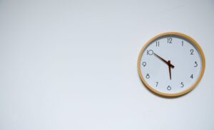 Wall clock showing the time